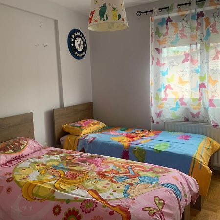 Cozy City Center Apartment Prizren Buitenkant foto