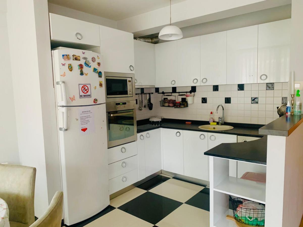 Cozy City Center Apartment Prizren Buitenkant foto