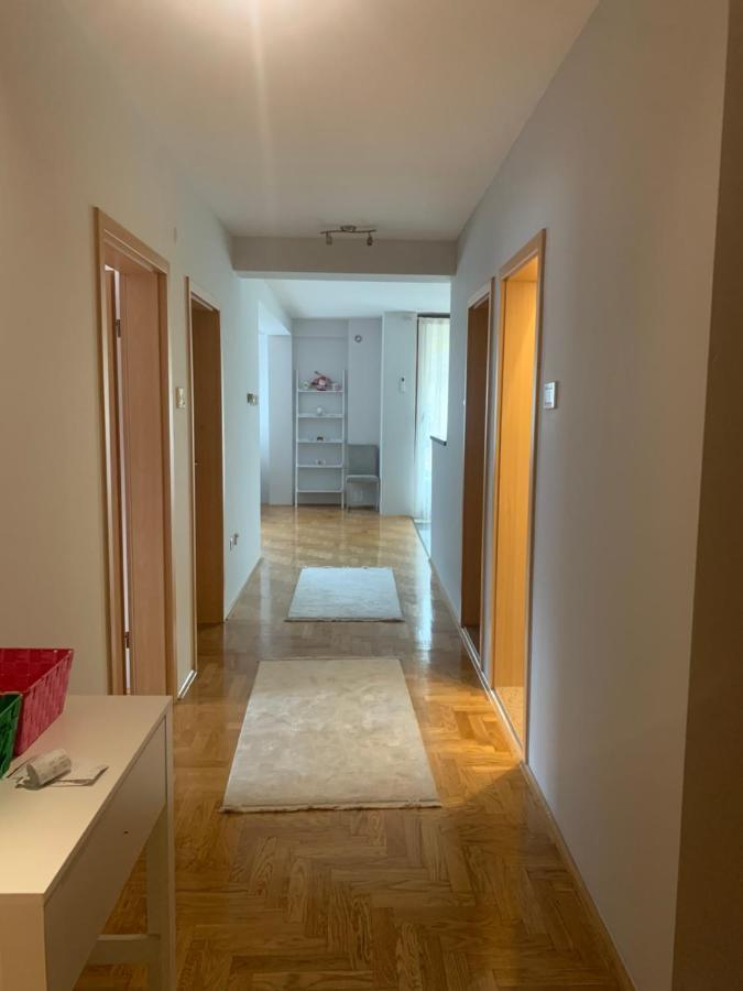 Cozy City Center Apartment Prizren Buitenkant foto